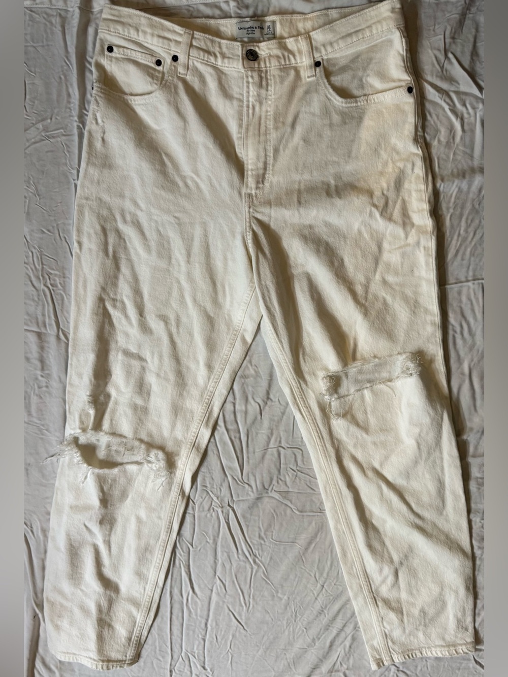 Abercrombie & Fitch The Mom High Rise Distressed Jeans Cream Waist 32 Long